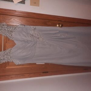 Elegant Gray Lace Evening Dress